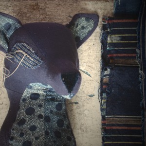 on my work table : a blue fox and botanical inspiration blue fox