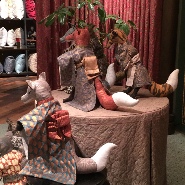 fortuny foxes